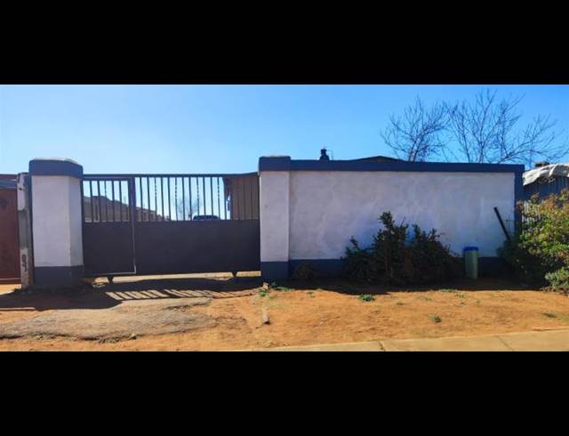 1 BEDROOM HOUSE FOR SALE IN RONDEBULT